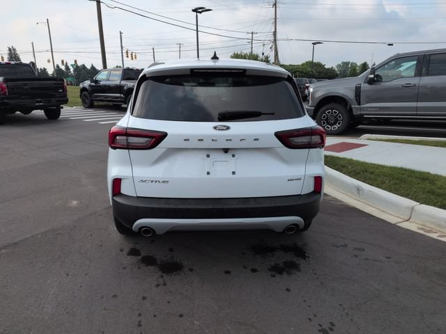 Certified 2024 Ford Escape Active AWD/4WD image 4