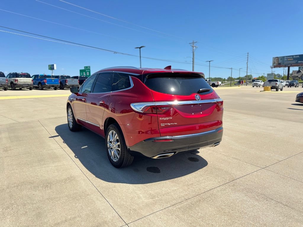 Used 2023 Buick Enclave Essence w/ Experience Buick Package AWD/4WD image 7