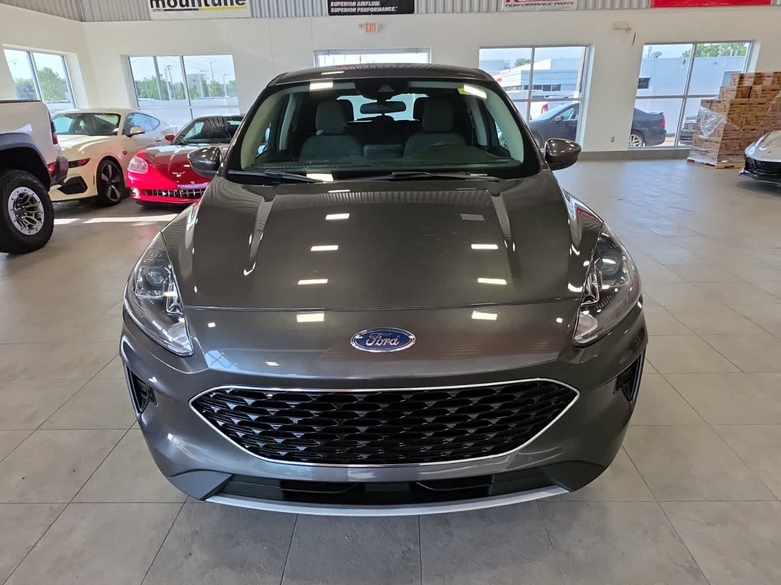 Certified 2020 Ford Escape SE AWD/4WD image 3