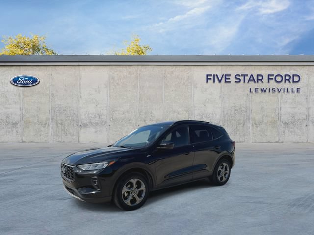 Certified 2025 Ford Escape ST-Line Select AWD/4WD image 4