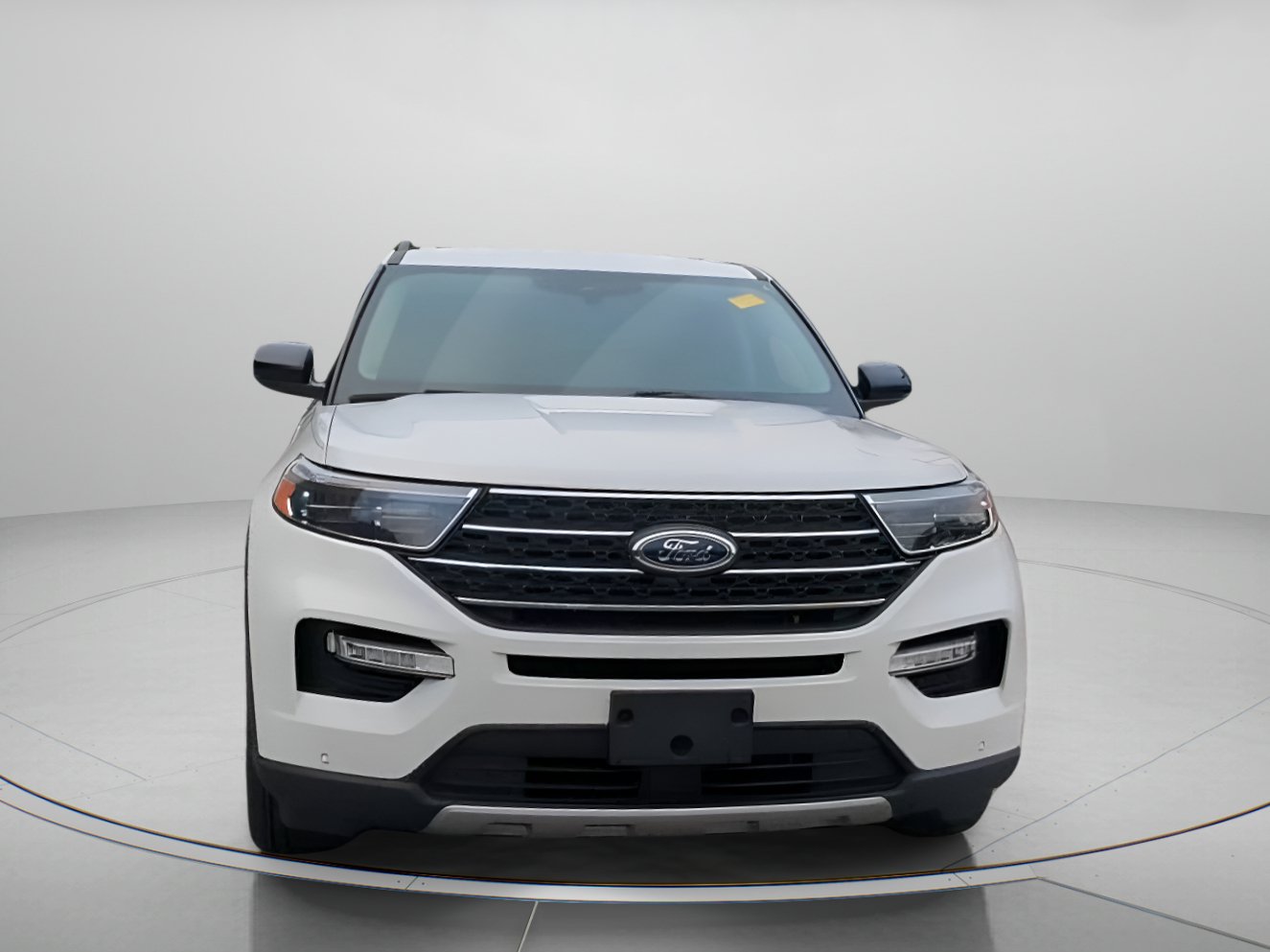 Certified 2023 Ford Explorer XLT w/ Equipment Group 202A RWD image 7