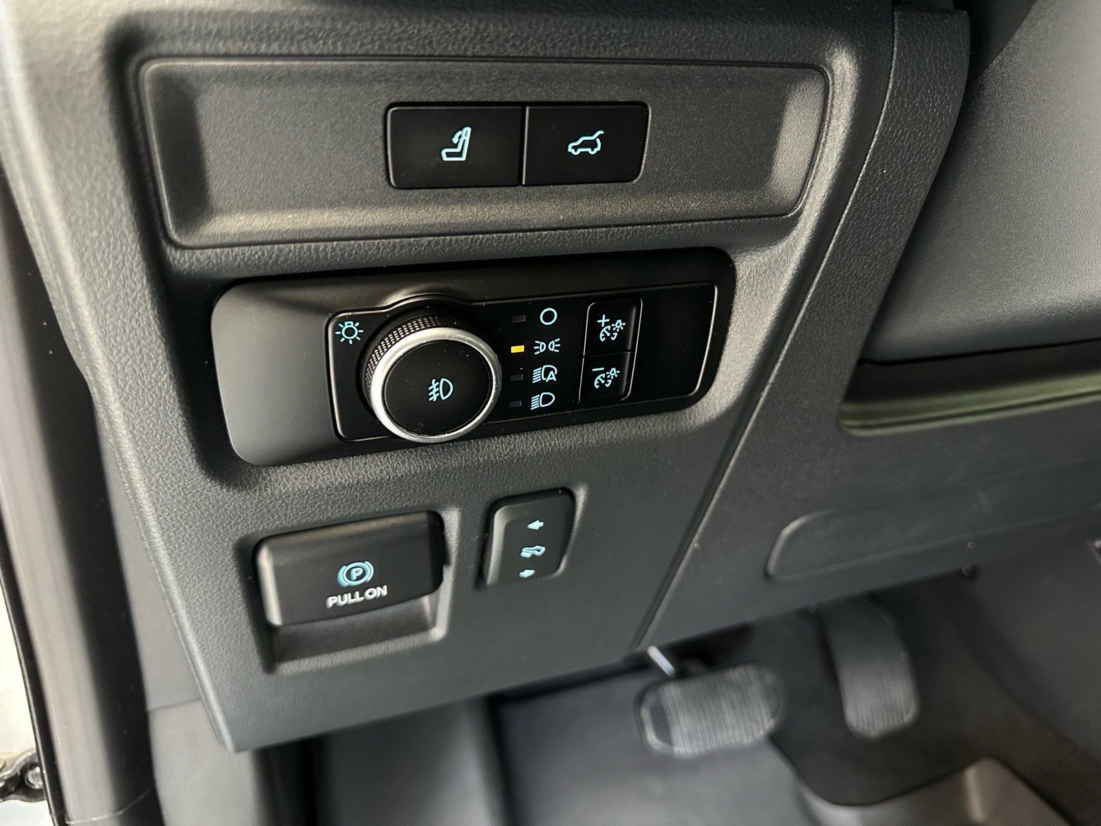 Certified 2023 Ford Expedition Max Limited image 30