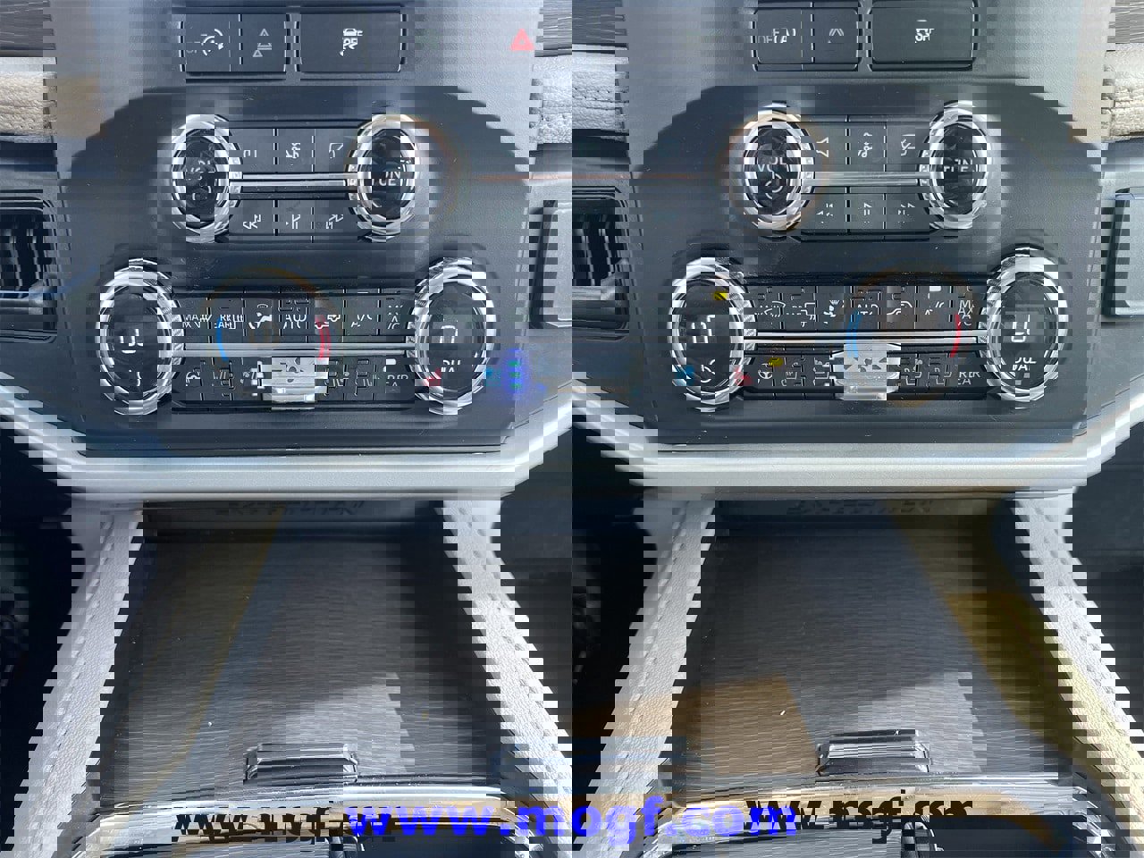 Certified 2023 Ford Expedition Limited image 9