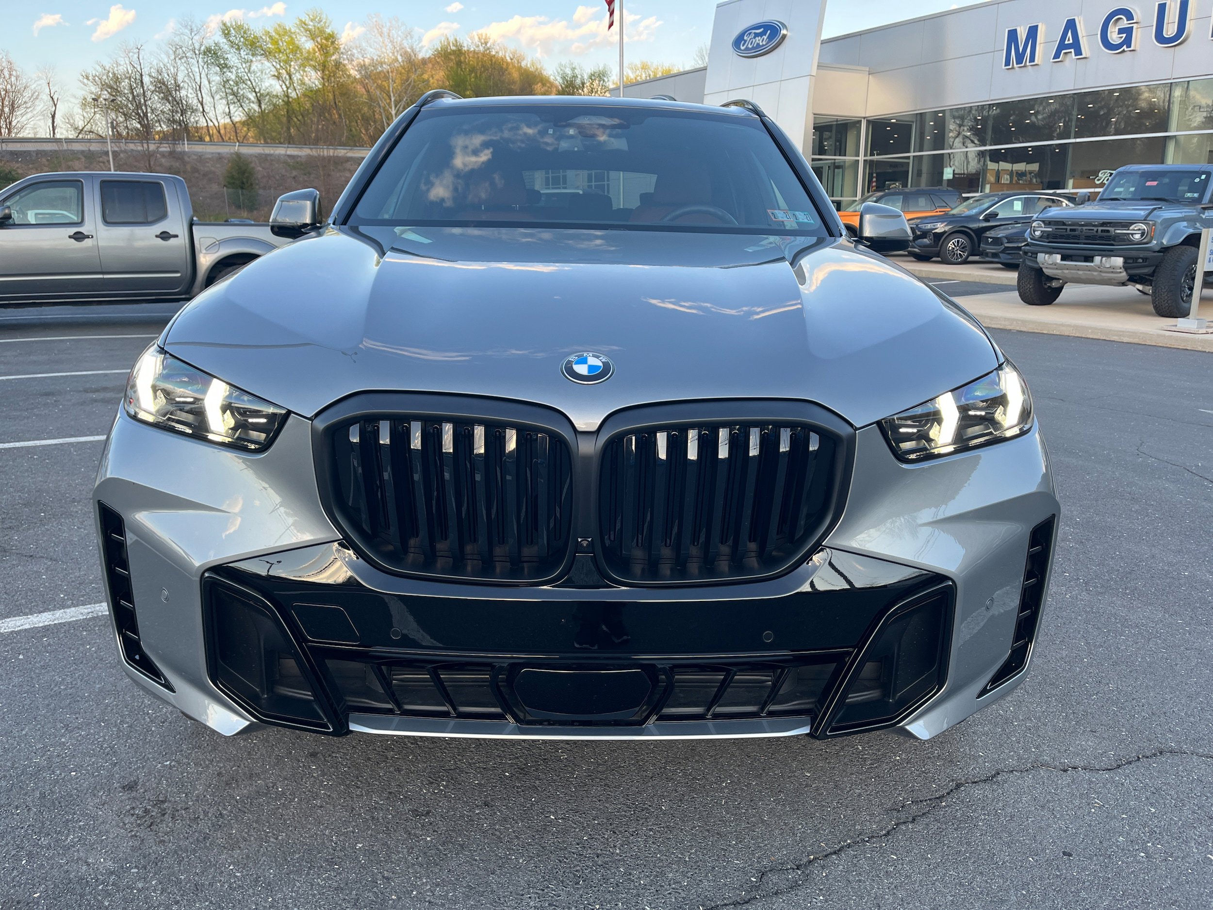 Used 2024 BMW X5 xDrive40i w/ M Sport Package AWD/4WD video 2
