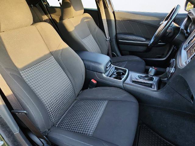 Used 2023 Dodge Charger SXT RWD image 25