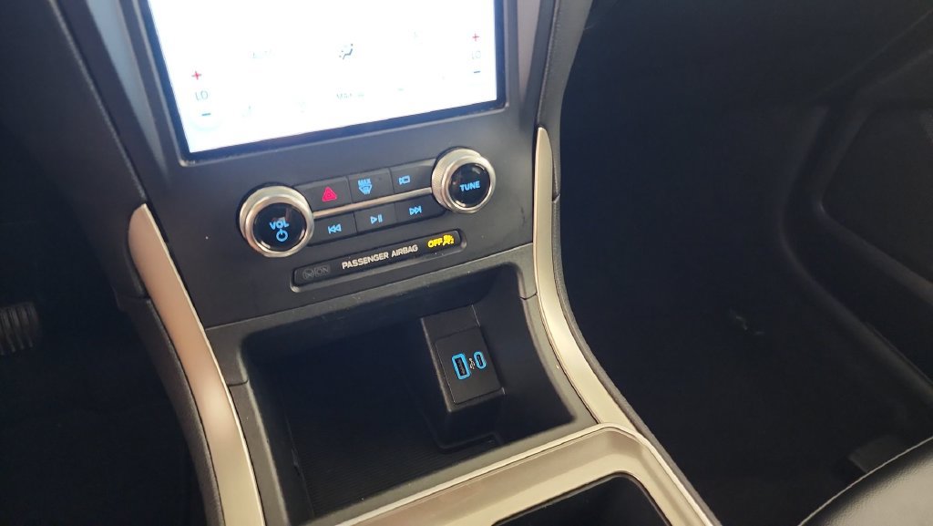 Certified 2024 Ford Edge SEL AWD/4WD image 17