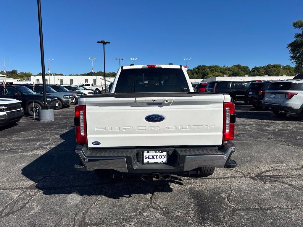 Certified 2025 Ford F250 Lariat w/ Lariat Ultimate Package AWD/4WD image 6