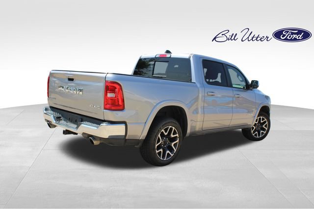 Used 2025 RAM 1500 Laramie AWD/4WD image 5