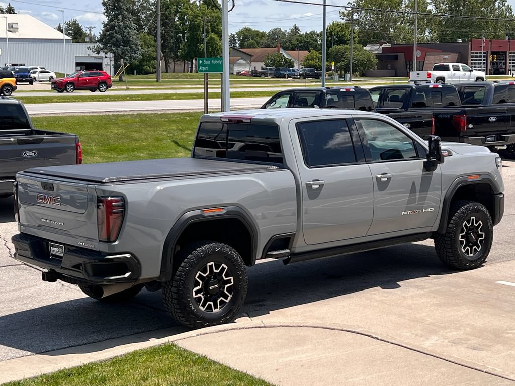 Used 2024 GMC Sierra 2500 AT4X AWD/4WD image 6