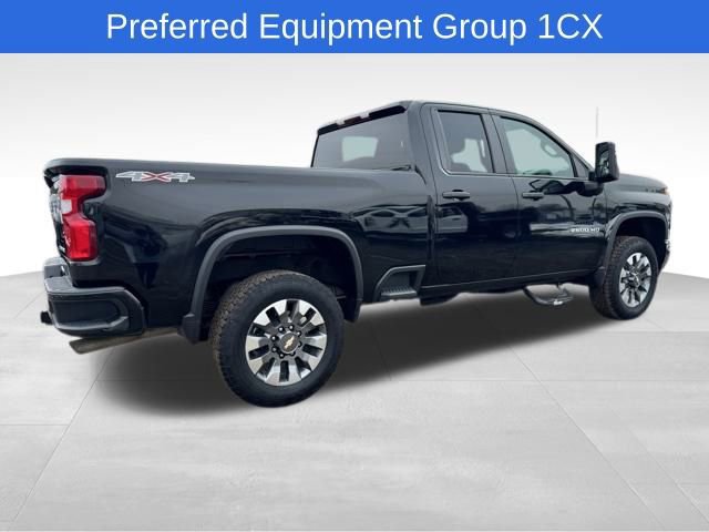 Used 2021 Chevrolet Silverado 2500 Custom w/ Custom Value Package image 5