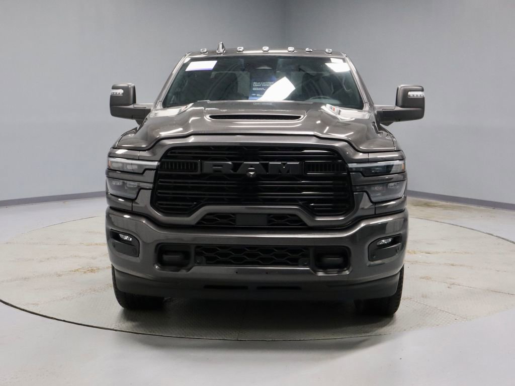 Used 2025 RAM 3500 Laramie AWD/4WD image 5