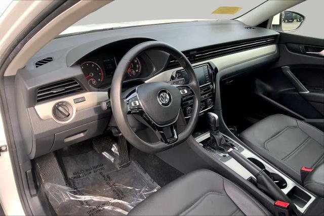 Used 2021 Volkswagen Passat 2.0T SE FWD image 18