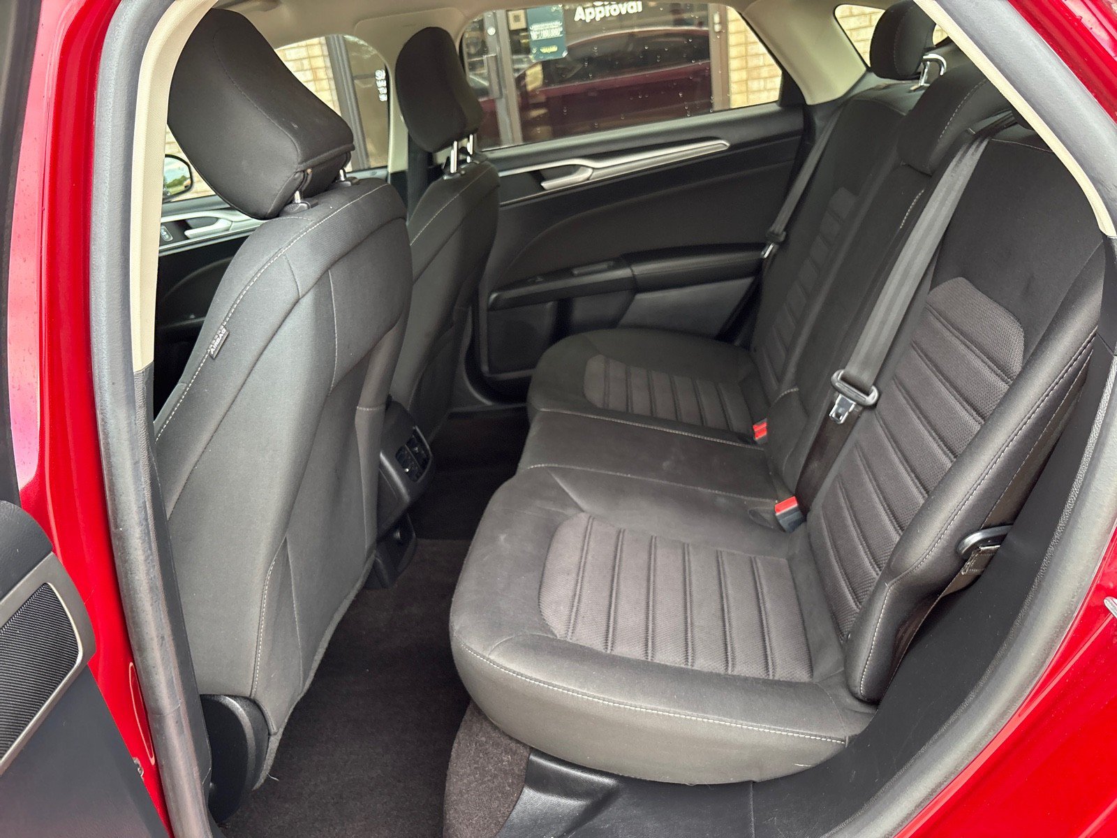 Certified 2020 Ford Fusion SE AWD/4WD image 4