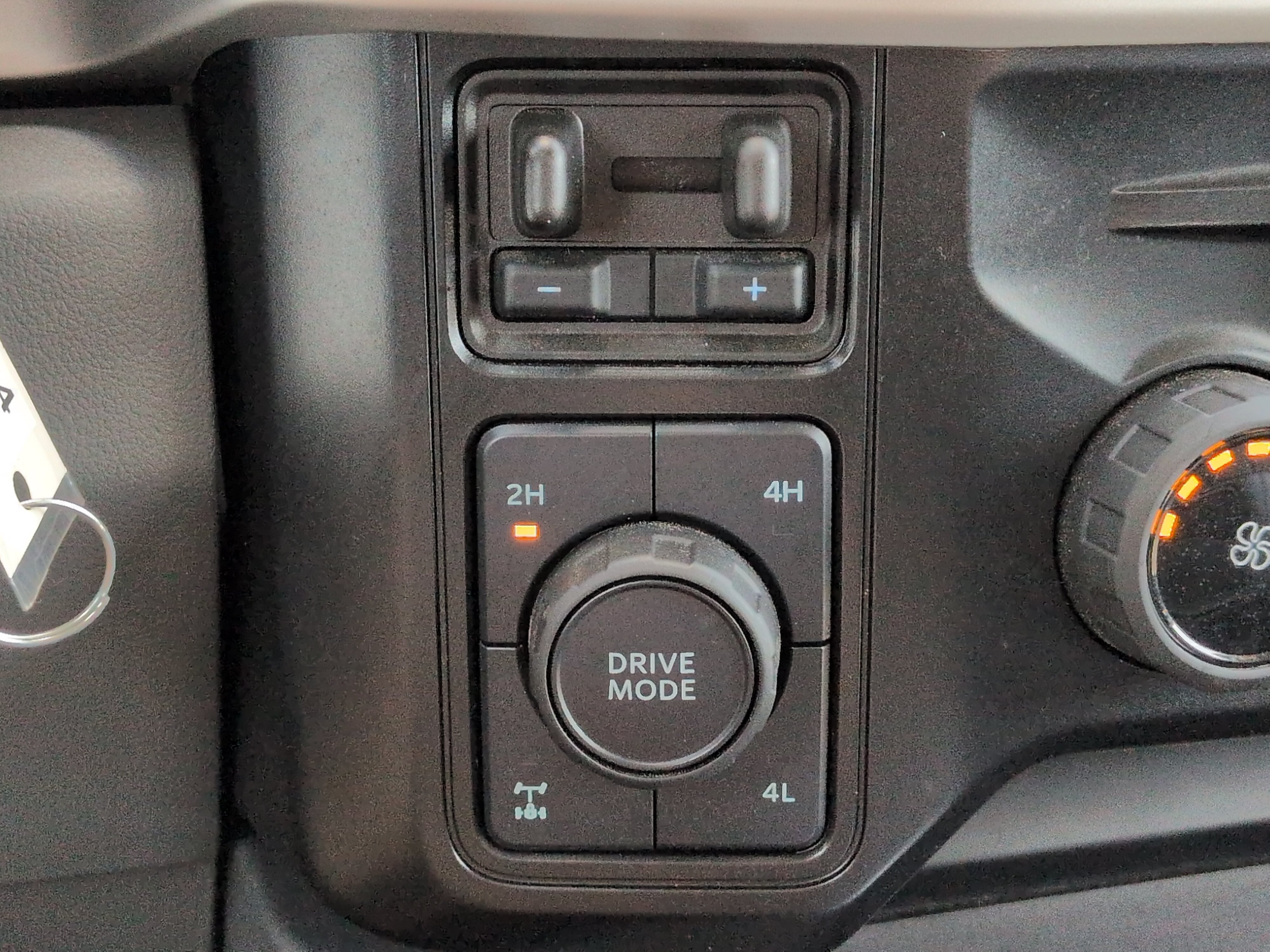 Certified 2025 Ford F250 XLT AWD/4WD image 20