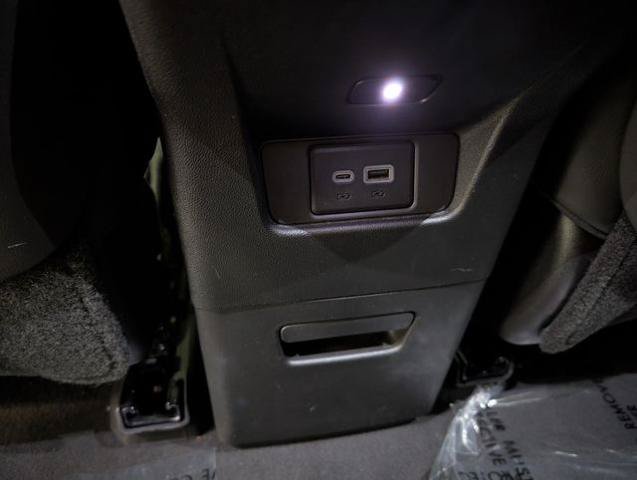 Used 2024 Cadillac XT6 Sport AWD/4WD image 33