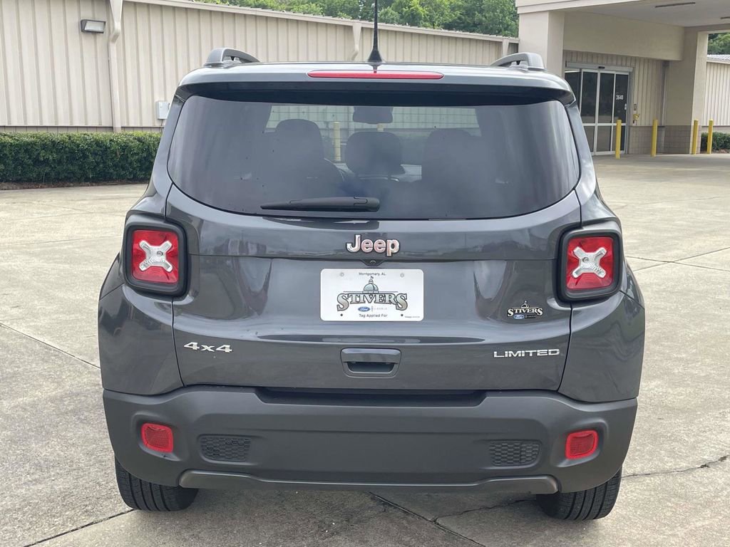 Used 2022 Jeep Renegade Limited w/ Sun, Sound & Wheels Group AWD/4WD image 4