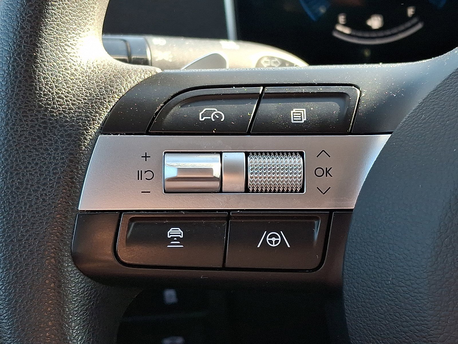 Used 2025 Hyundai Sonata SEL FWD image 19