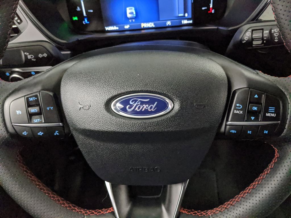 Certified 2025 Ford Escape ST-Line image 11