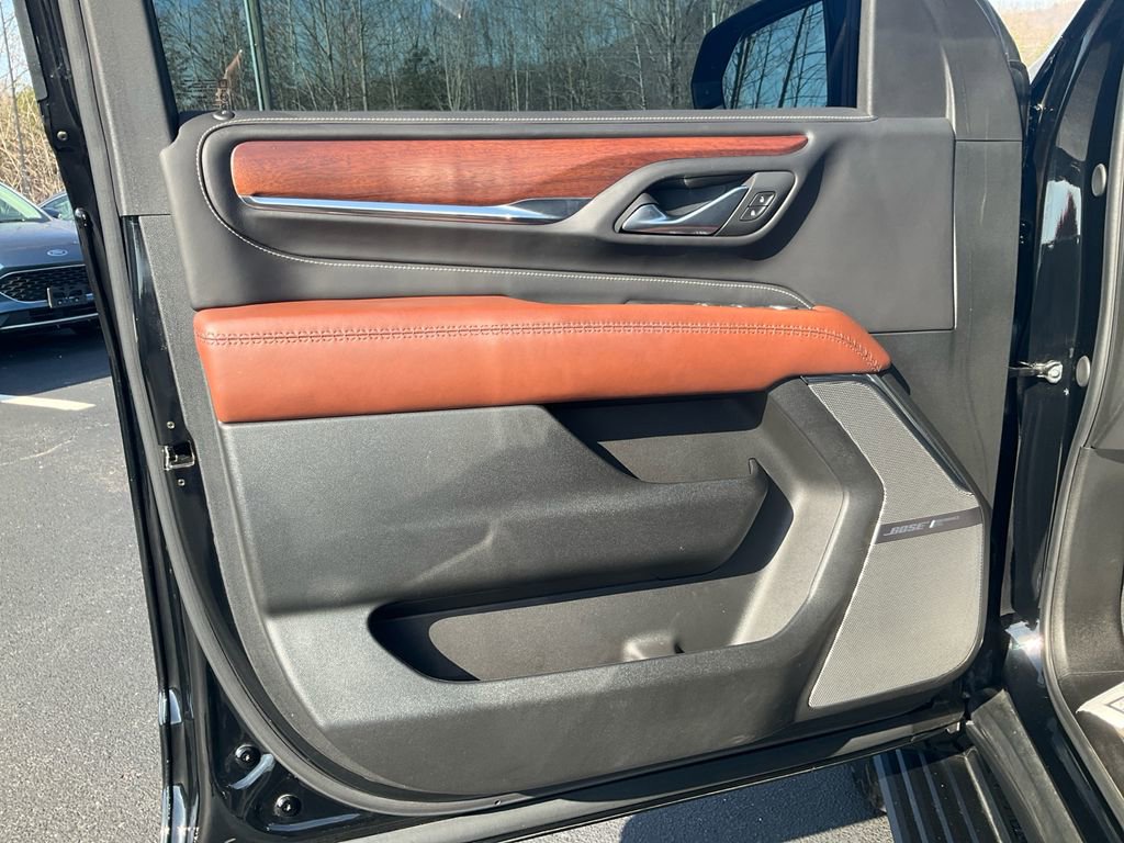 Used 2024 GMC Yukon Denali Ultimate image 17