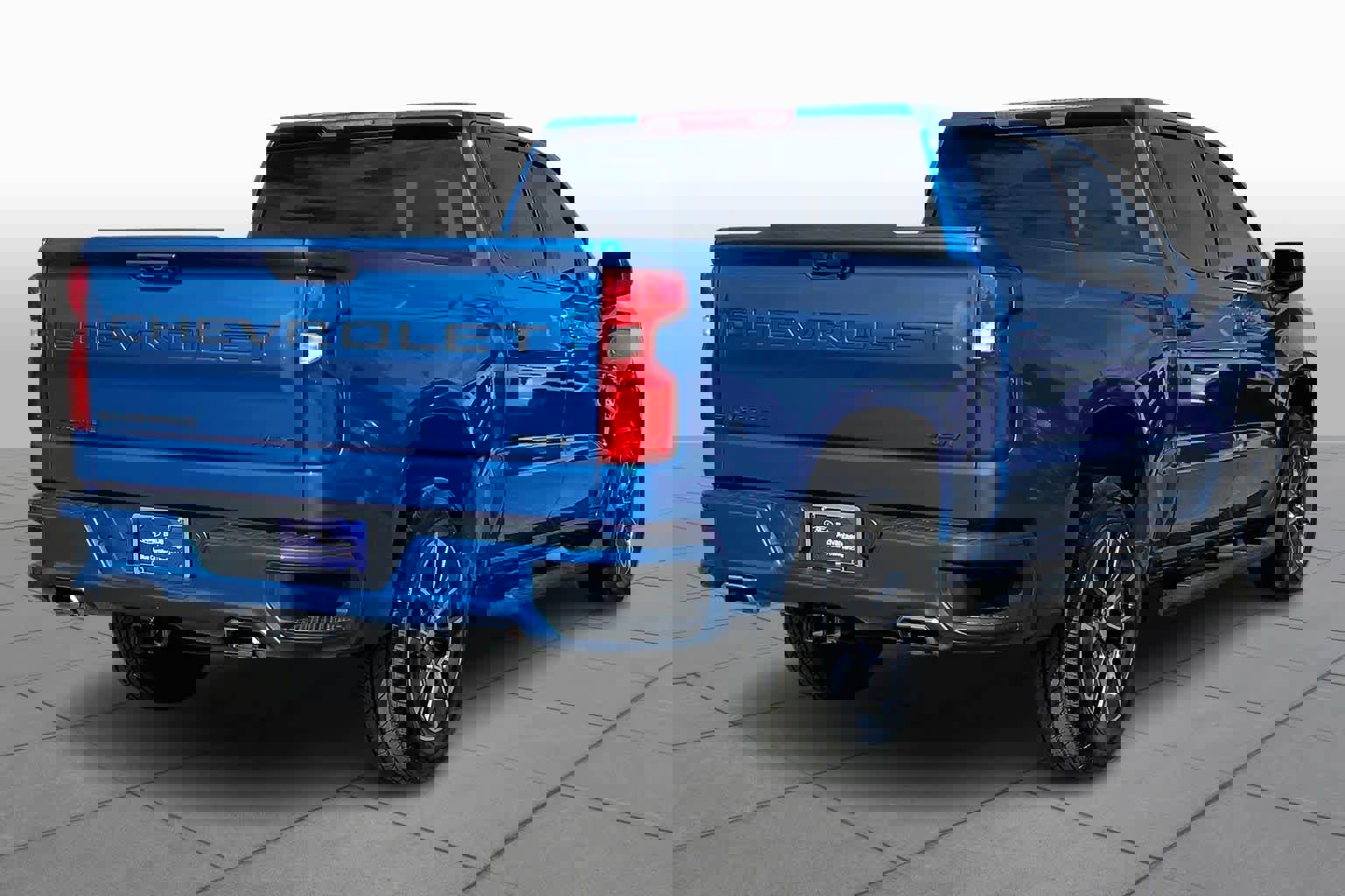 Used 2022 Chevrolet Silverado 1500 RST image 3