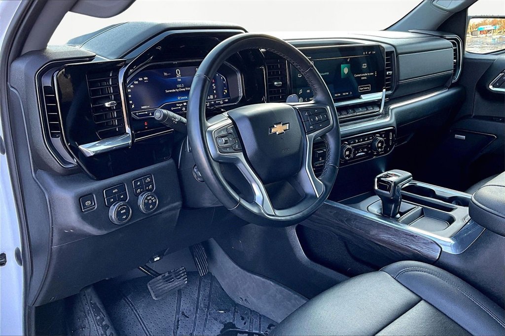 Used 2023 Chevrolet Silverado 1500 LTZ image 14