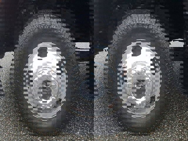 Certified 2023 Ford F350 Lariat image 26