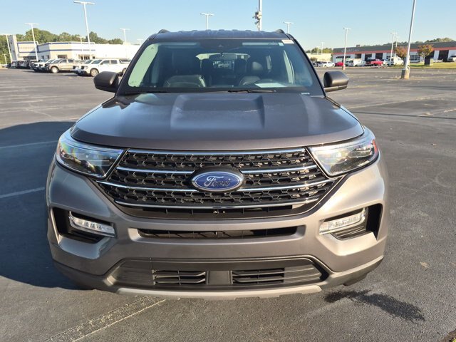 Certified 2023 Ford Explorer XLT w/ Equipment Group 202A AWD/4WD image 9