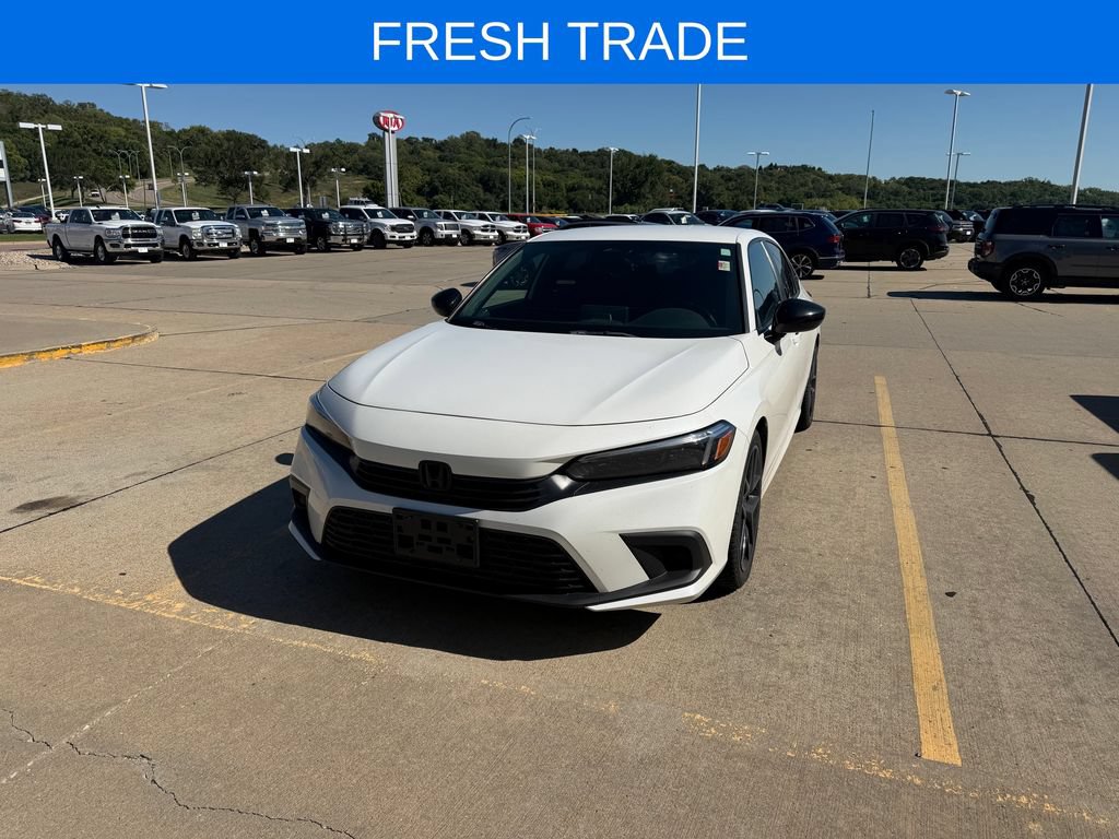 Used 2022 Honda Civic Sport image 1