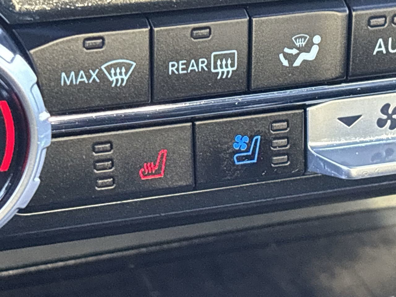 Certified 2023 Ford F150 Lariat w/ Trailer Tow Package image 38