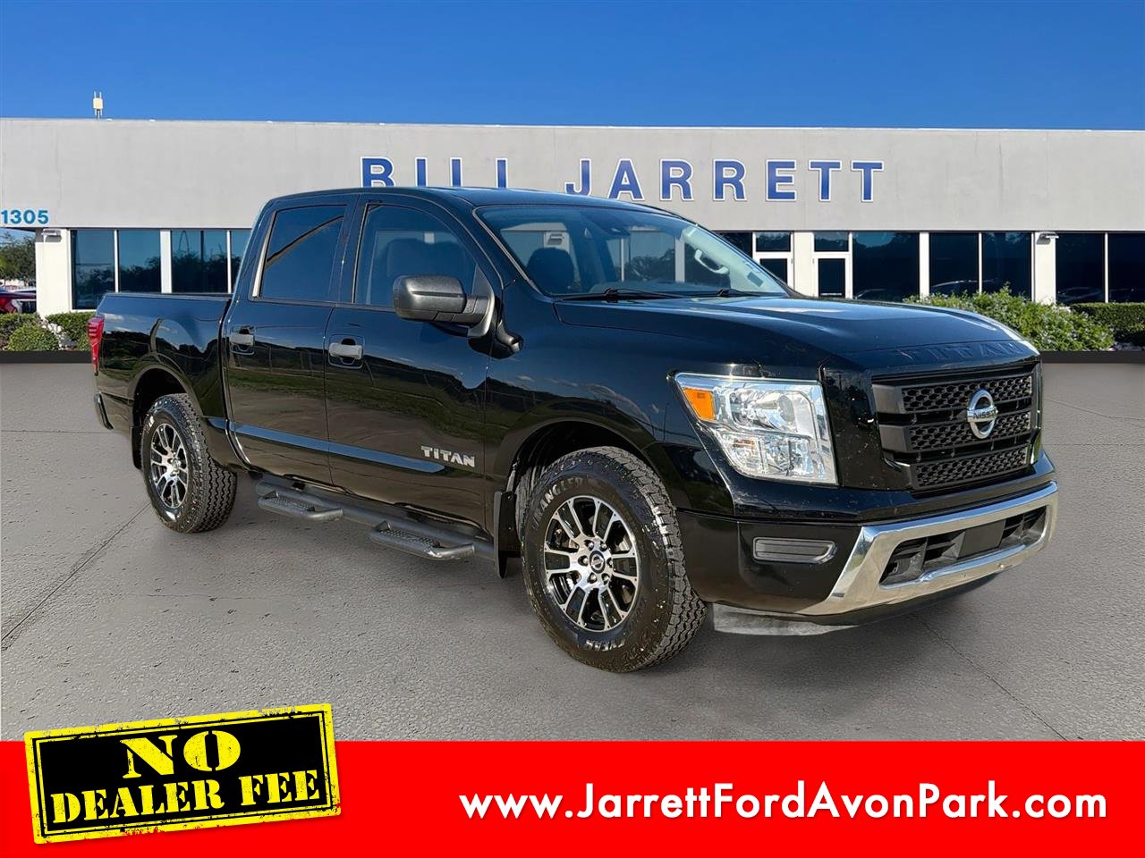 Used 2022 Nissan Titan SV w/ Accessory Utility Package