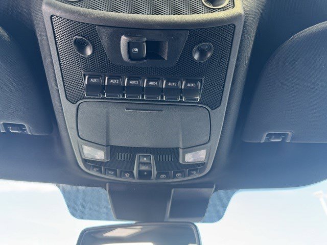 Certified 2019 Ford F150 Raptor w/ Equipment Group 802A Luxury image 23