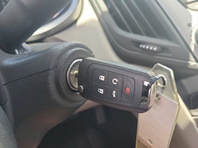 Used 2017 Chevrolet Equinox Premier w/ Enhanced Convenience Package FWD image 30