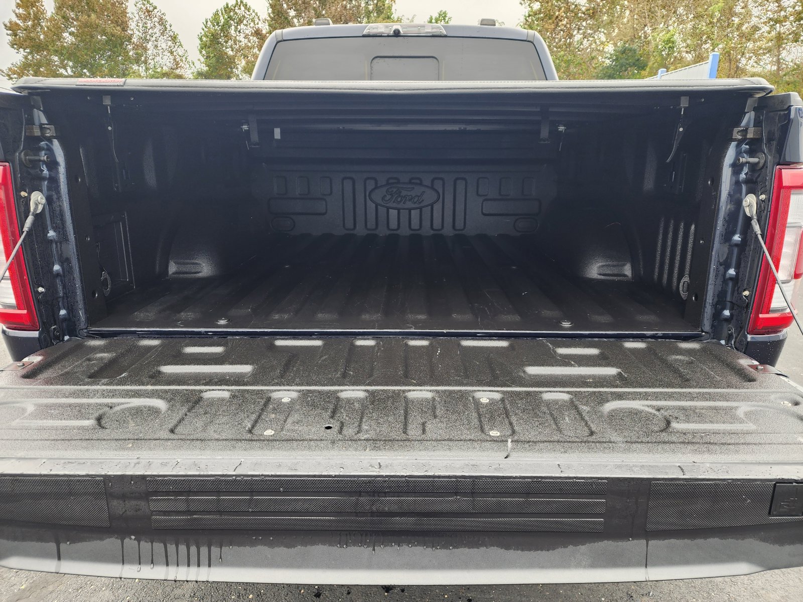 Certified 2022 Ford F150 Raptor w/ Convenience Package AWD/4WD image 10