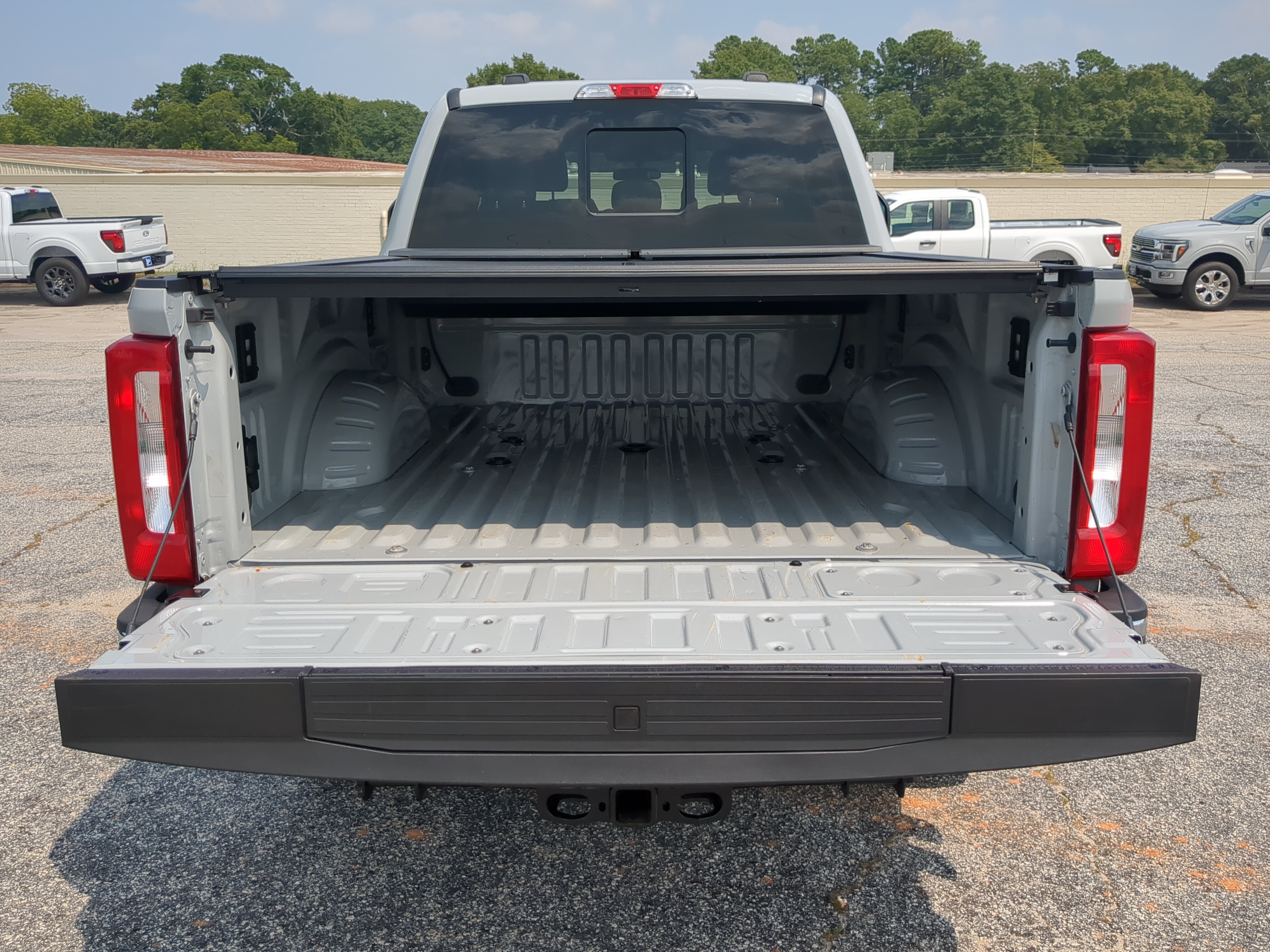 Certified 2025 Ford F250 XLT AWD/4WD image 11