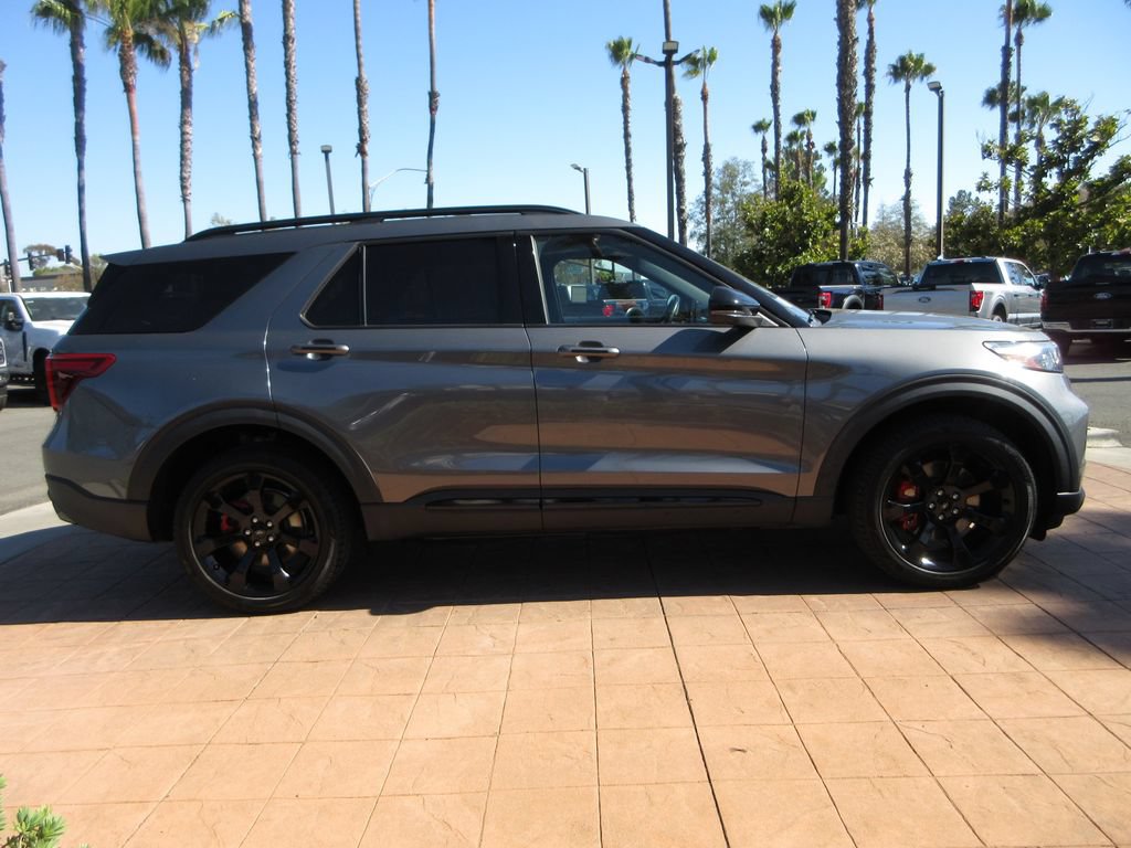 Certified 2023 Ford Explorer ST w/ Equipment Group 401A AWD/4WD image 5