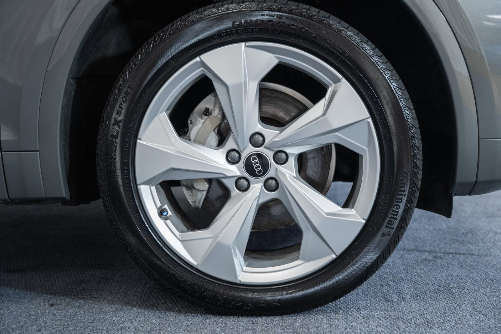 Used 2023 Audi Q5 2.0T Premium Plus w/ Premium Plus Package AWD/4WD image 19