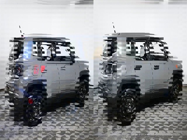 Used 2019 Jeep Renegade Sport image 5