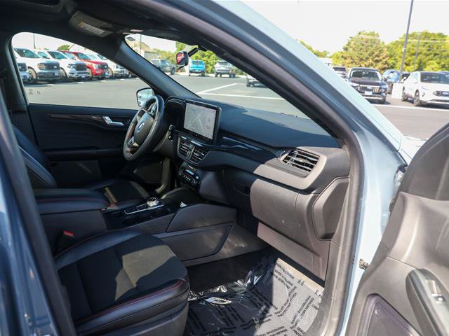 Certified 2024 Ford Escape ST-Line w/ Tech Pack #1 AWD/4WD image 29