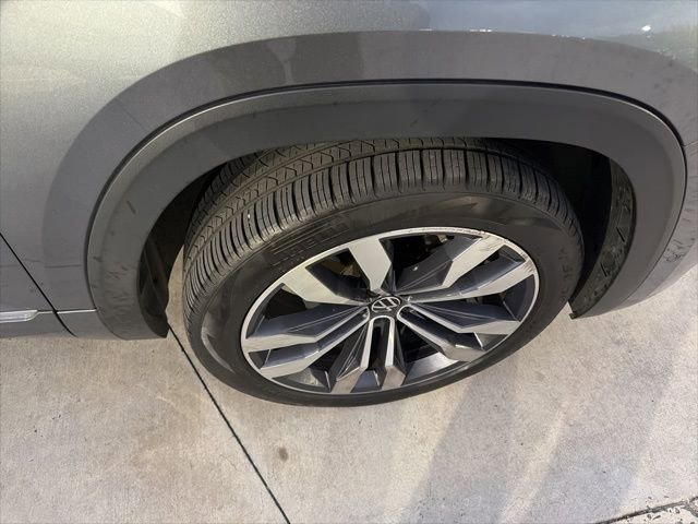 Used 2021 Volkswagen Atlas SEL Premium image 14