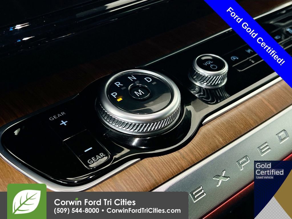 Certified 2025 Ford Expedition Max King Ranch image 14