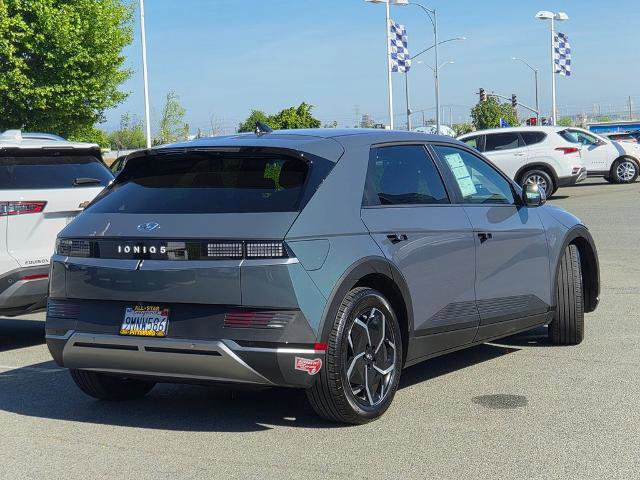 Used 2024 Hyundai Ioniq 5 SE image 5