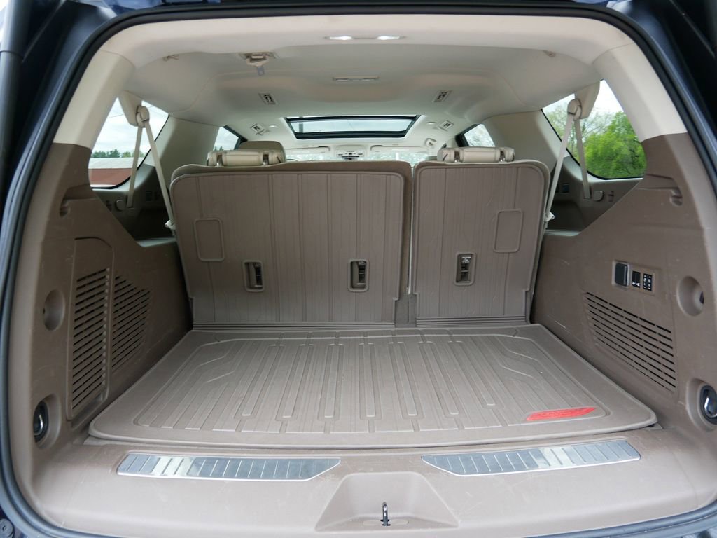 Used 2022 GMC Yukon XL Denali AWD/4WD image 10