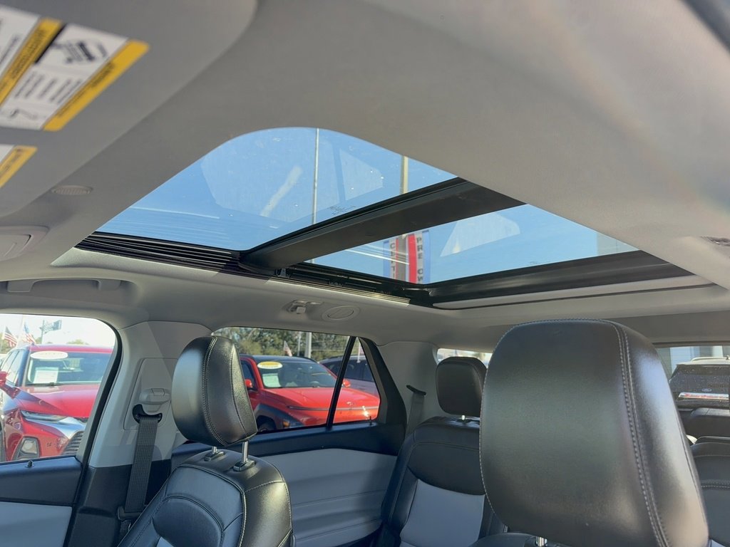 Certified 2023 Ford Explorer XLT w/ Equipment Group 202A image 30