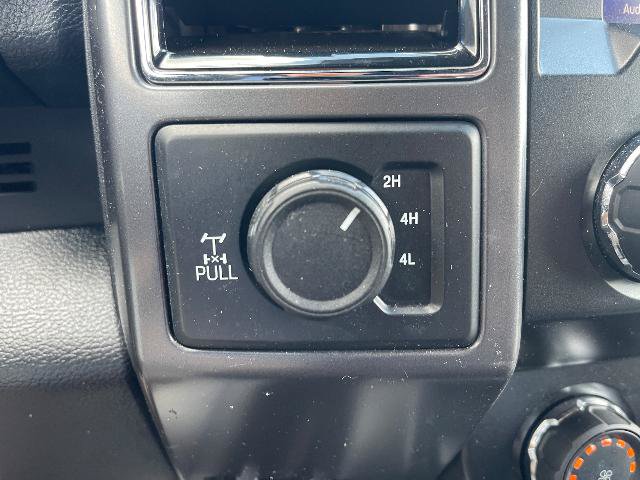 Certified 2019 Ford F150 XLT w/ Equipment Group 302A Luxury AWD/4WD image 28