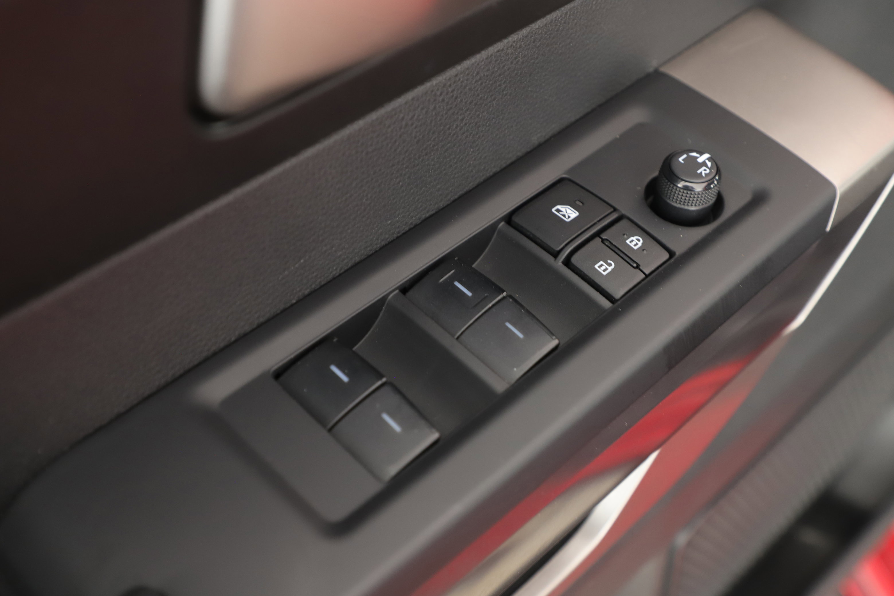 Used 2025 Toyota Tundra SR5 image 9