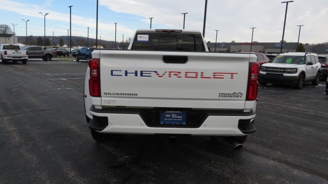 Used 2022 Chevrolet Silverado 3500 High Country image 4