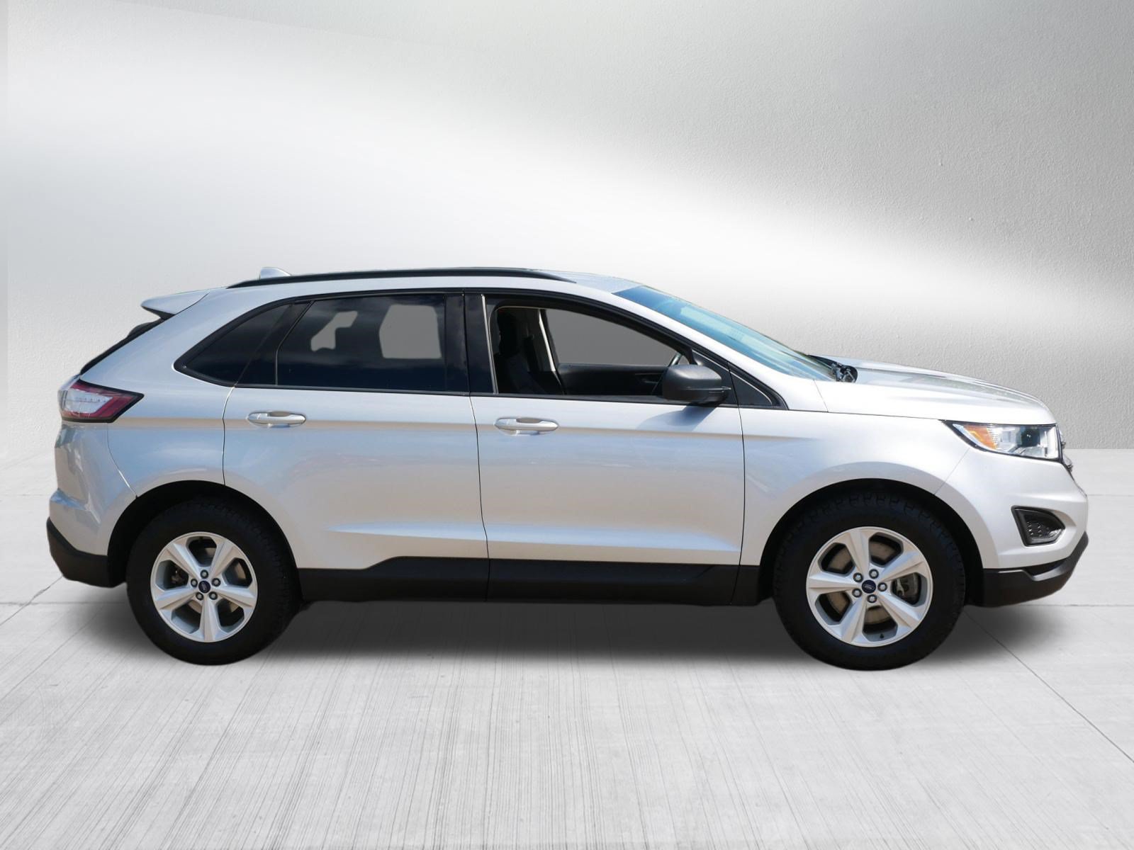 Certified 2017 Ford Edge SE AWD/4WD image 8