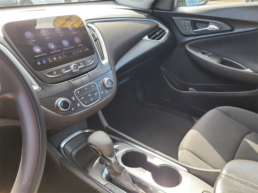 Used 2024 Chevrolet Malibu LT image 17