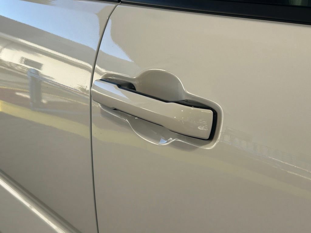 Used 2024 Toyota Tacoma SR5 image 18