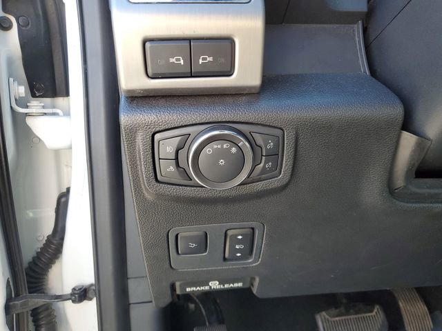 Certified 2022 Ford F350 Platinum w/ FX4 Off-Road Package image 19